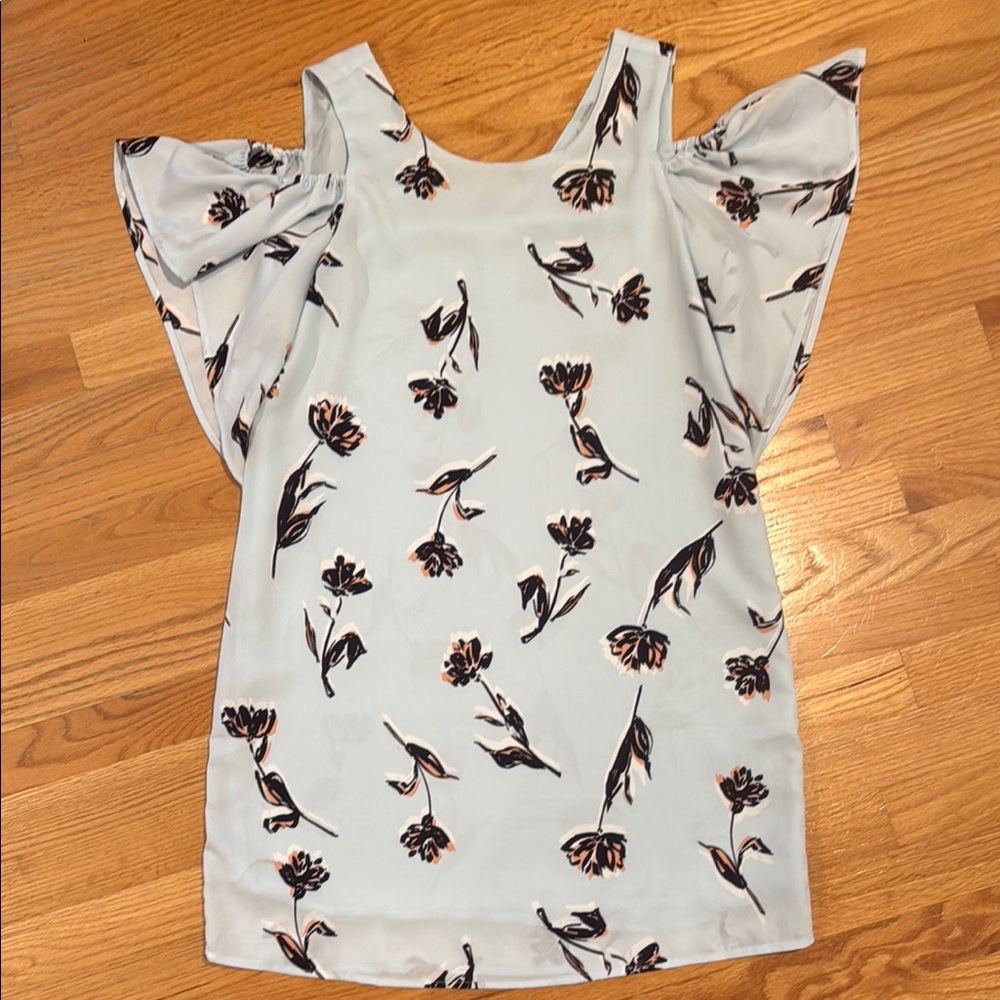 C & E light blue Floral Cold Shoulder Short Dress